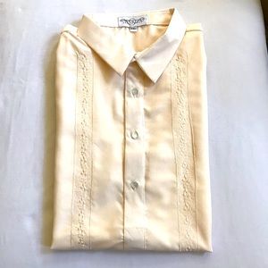 SALE❣️Cream beige Hugo Polo Barong Tagalog with embroidery, size 2X